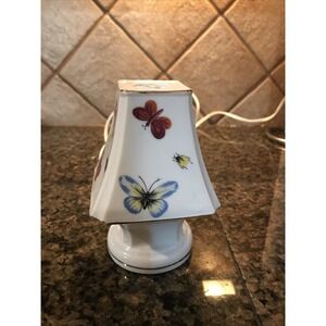 VINTAGE IRICE PORCELAIN LAMP with Butterflies & Bugs NIGHT LIGHT